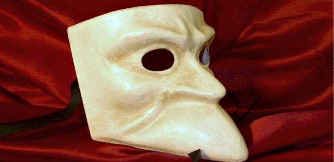 Le maschere tipiche veneziane la bauta
