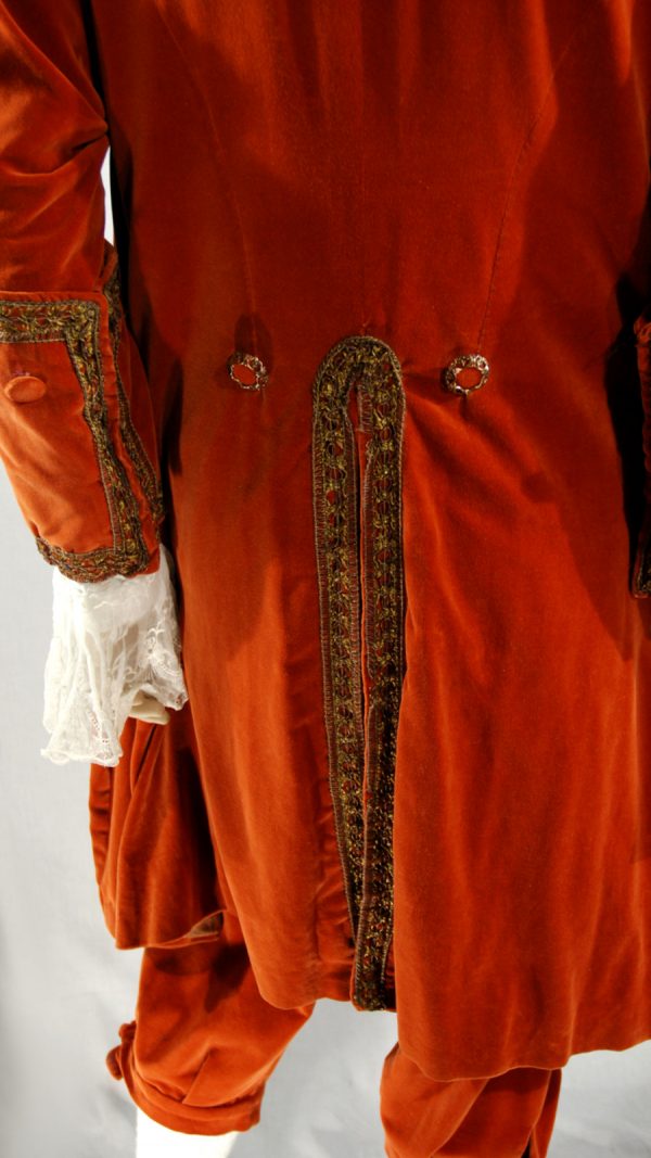 abito storico 1700